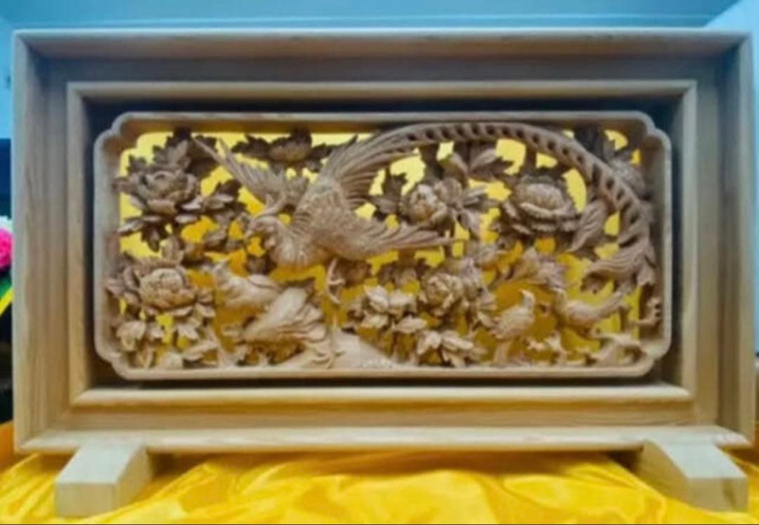 【特大一点物】透かし彫り牡丹鳳凰（７０cm超え）