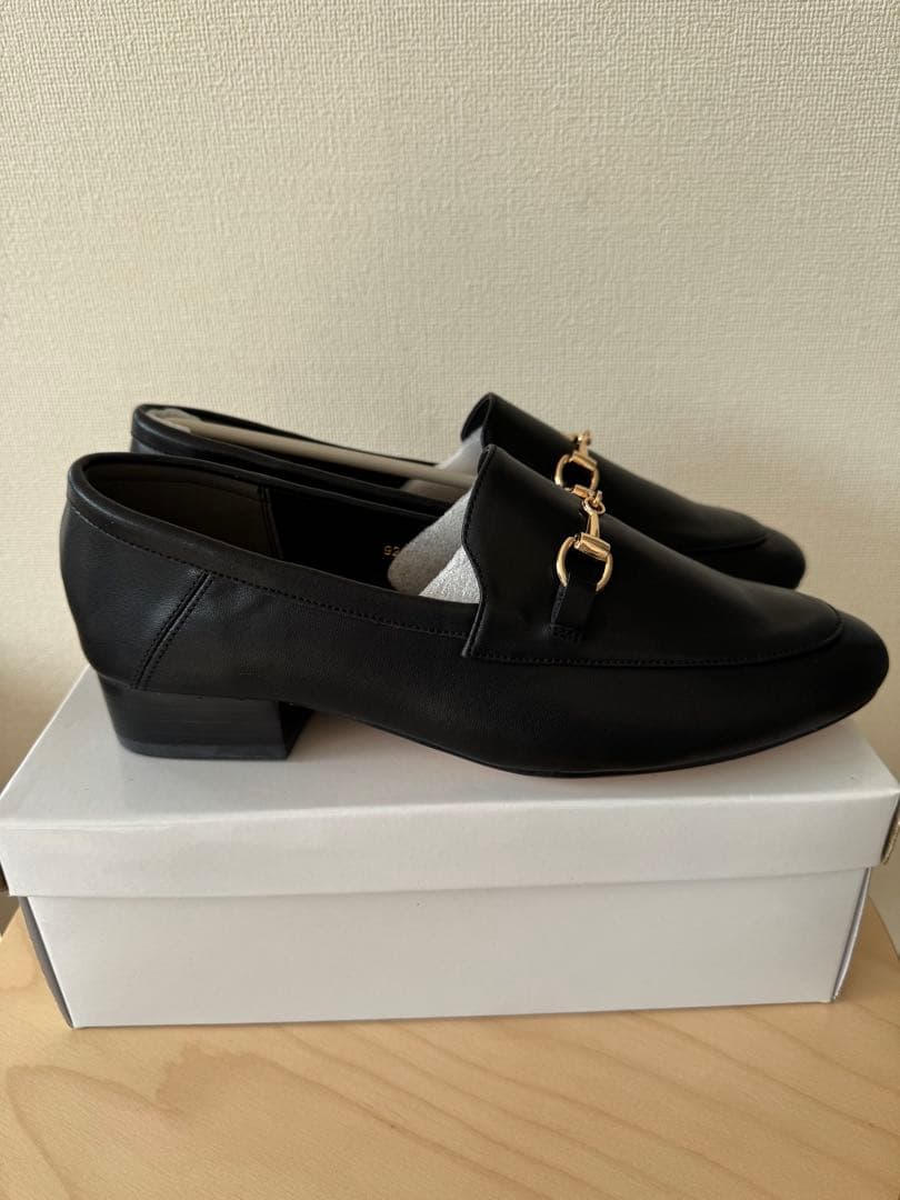 新品未使用　Fin 本革ビットローファー