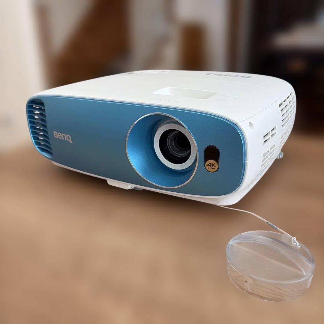 BenQ TK800 4K HDR プロジェクター 本体