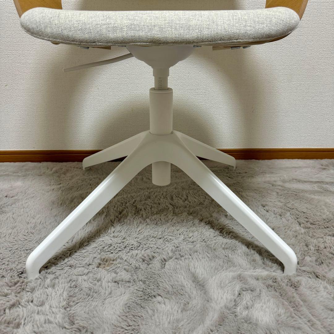【 i.k.a】美品 IKEA フィェルベルゲット 回転椅子 チェア