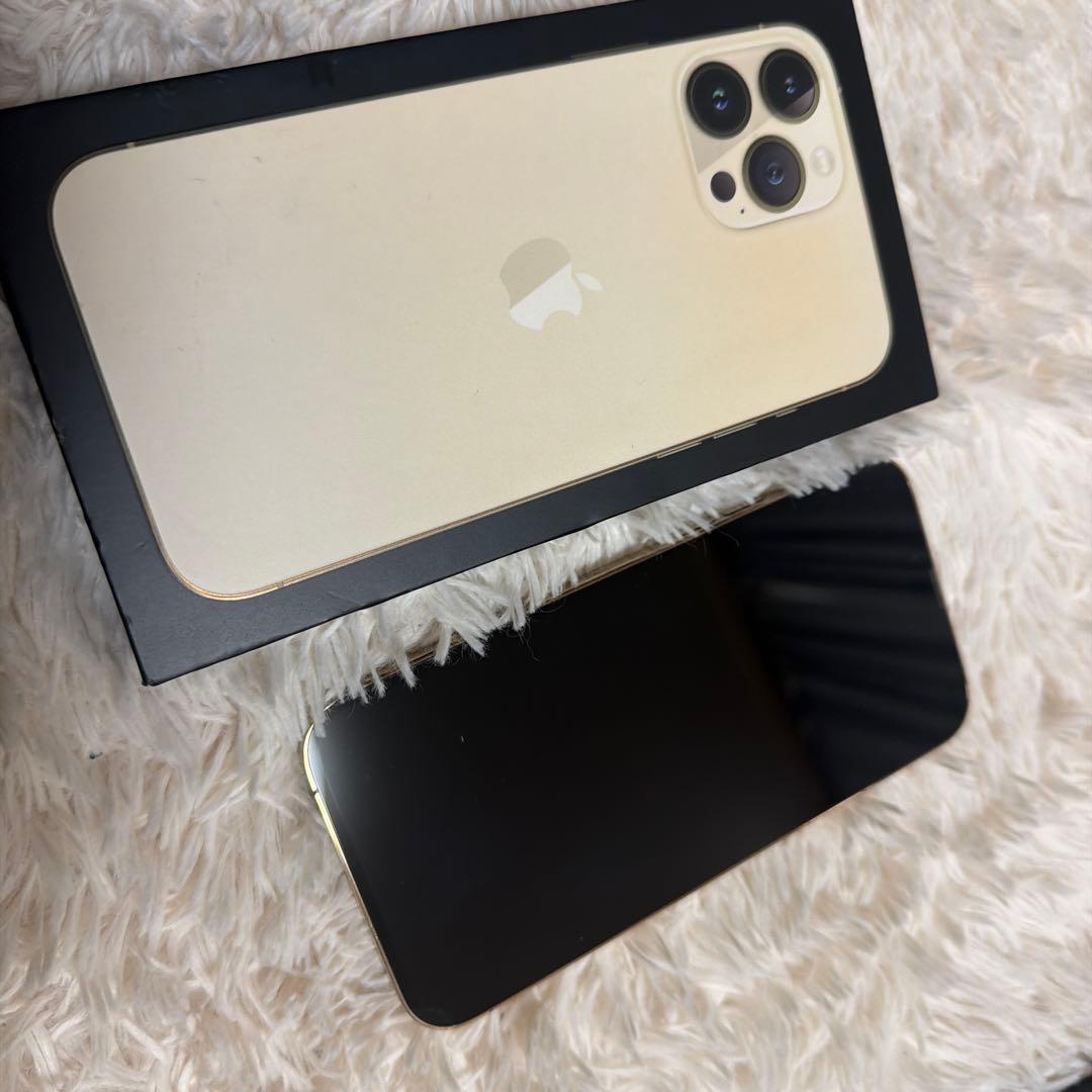 Apple iPhone 13 Pro max ゴールド 本体