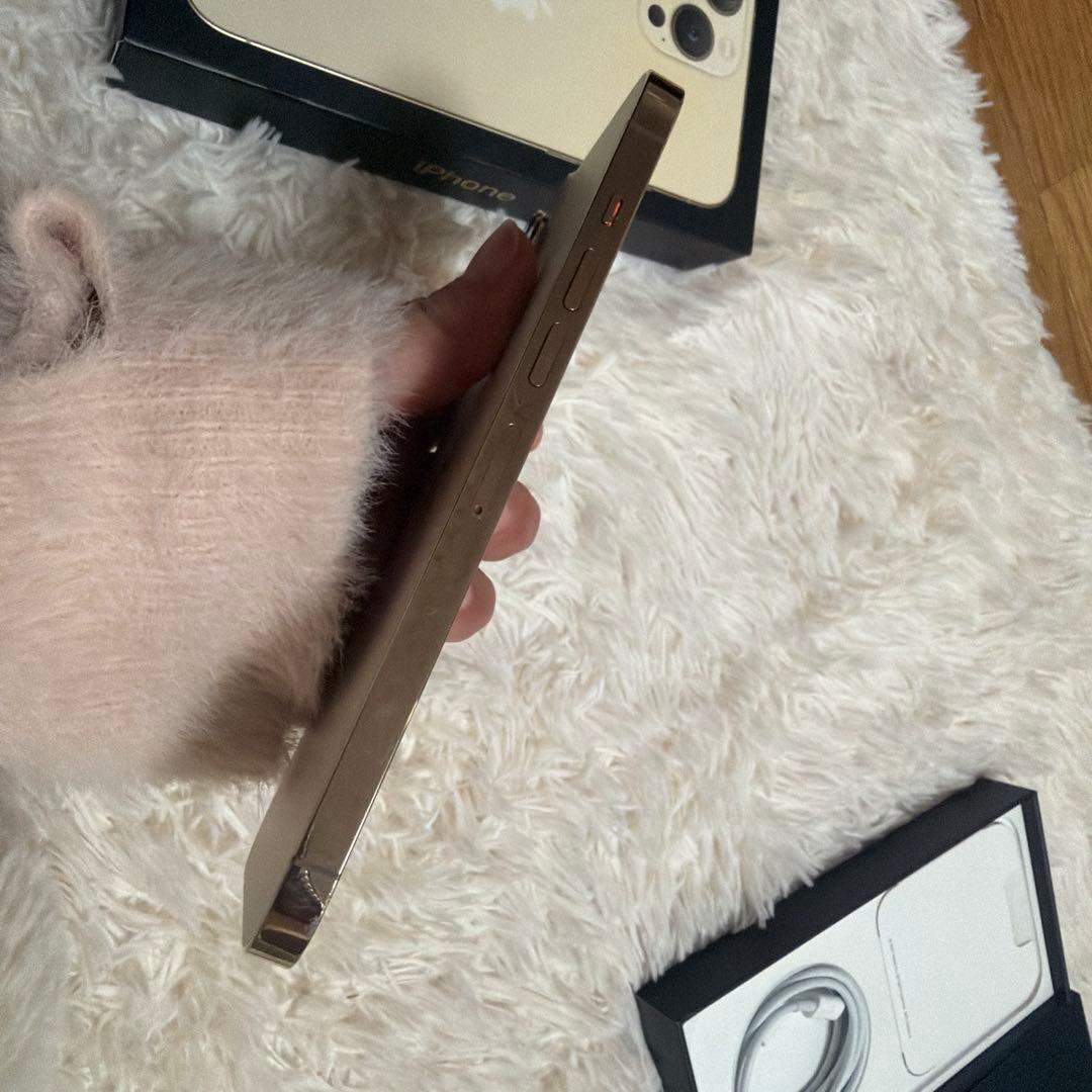 Apple iPhone 13 Pro max ゴールド 本体