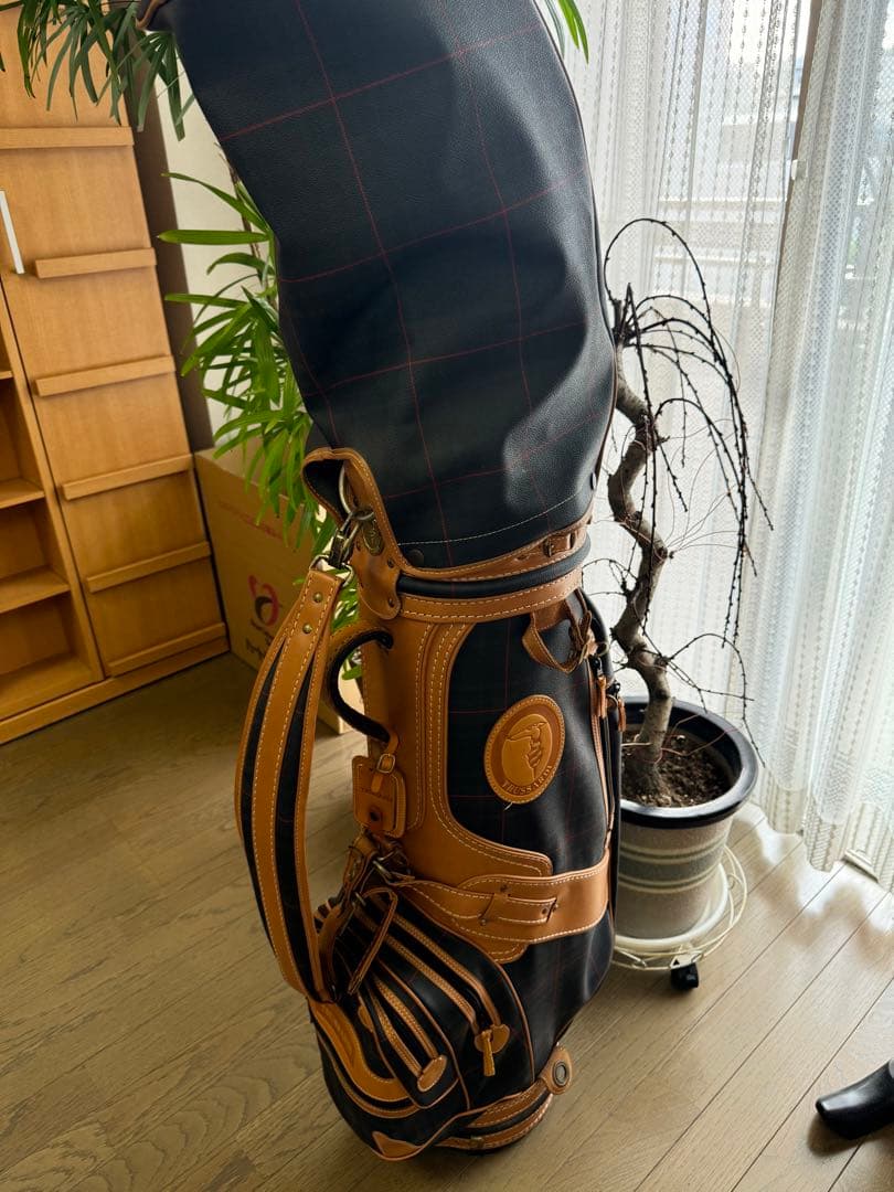 レディース　ゴルフバッグ　トラサルディ　ハーフセット