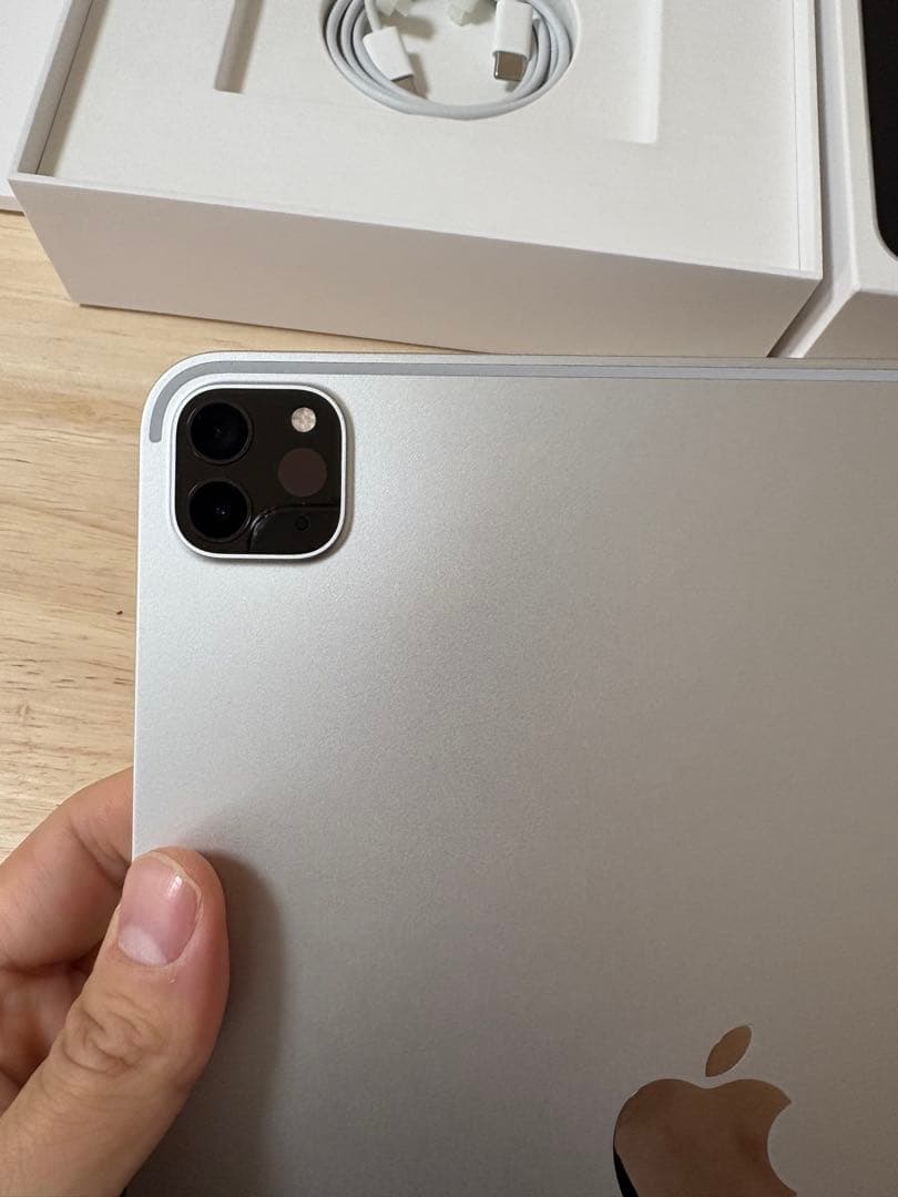 iPad Pro 11インチ第3世代　おまけ付き