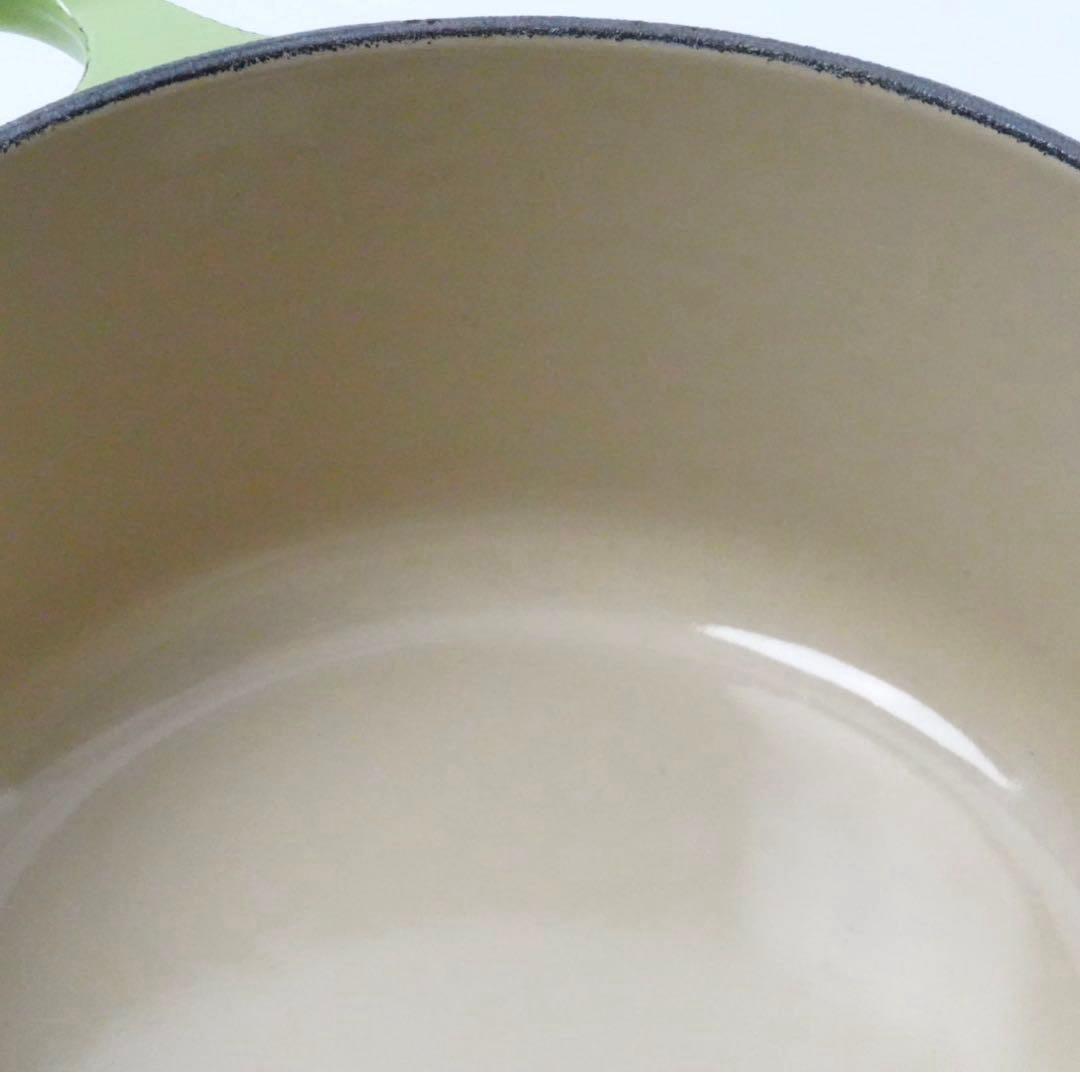 【美品】LE CREUSET　ココット ロンド フルーツグリーン　16cm