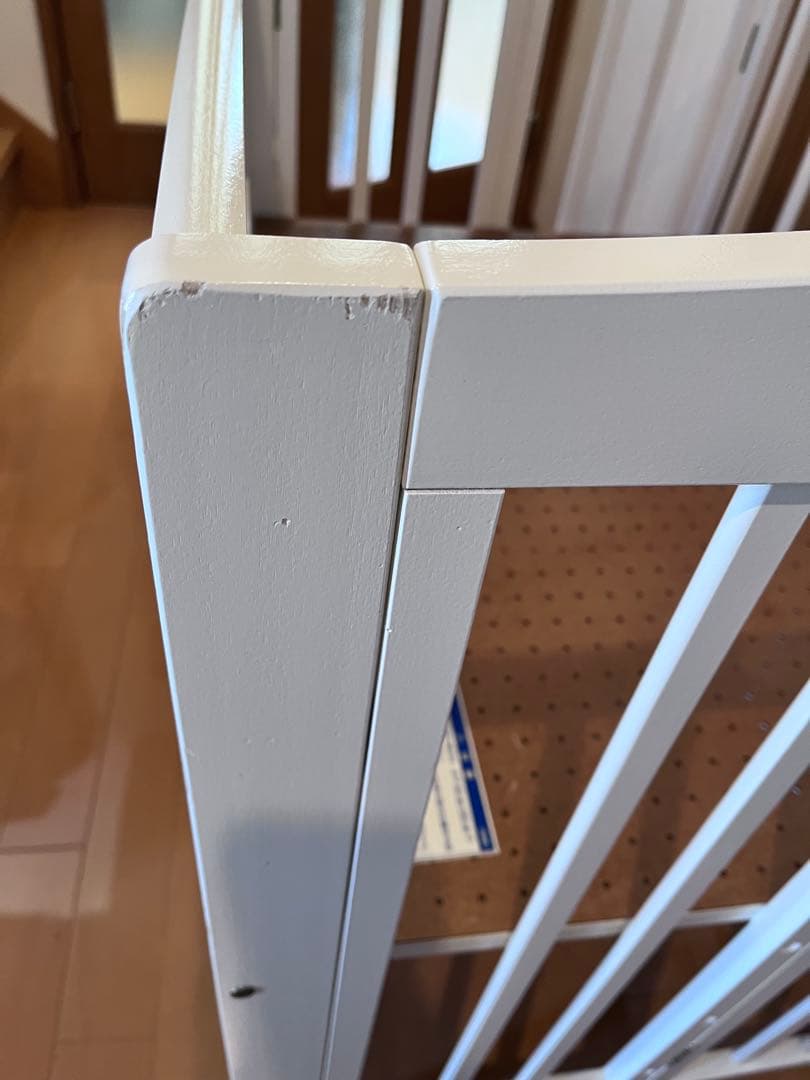 ホワイト木製ベビーベッド　カトージ　布団セット付き