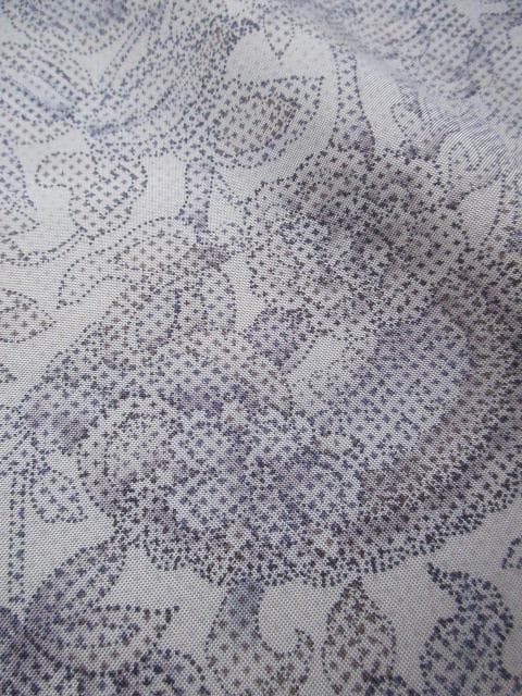 着用少ない！白大島＊本場縞大島紬＊アラベスク＆動物＊着物＊１６４ｃｍ＊裄６３