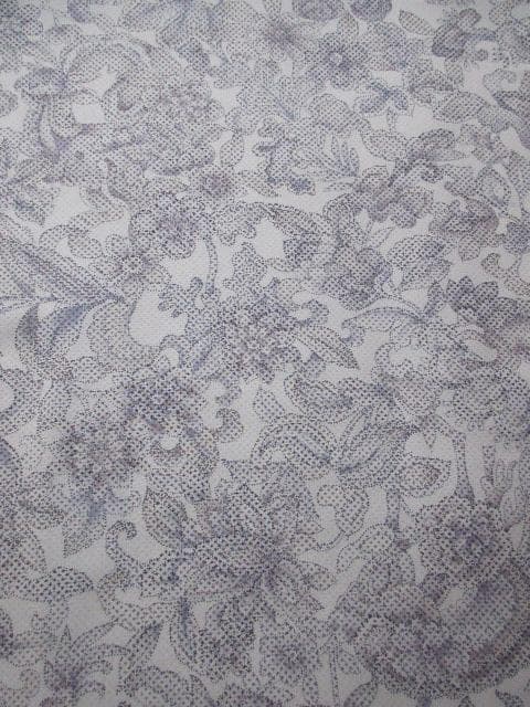 着用少ない！白大島＊本場縞大島紬＊アラベスク＆動物＊着物＊１６４ｃｍ＊裄６３
