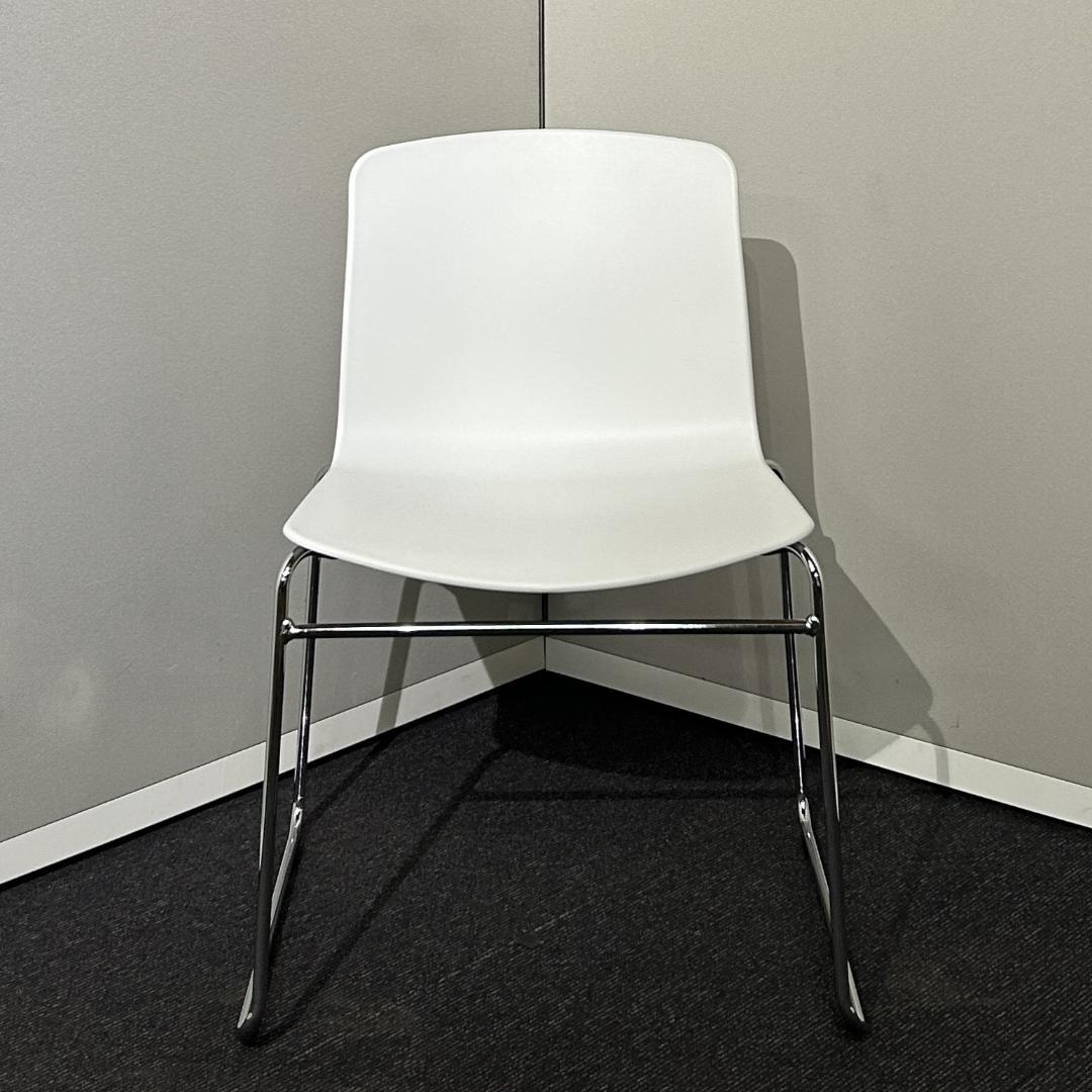 展示品4脚セット ウチダ リッコ-N スタッキング ループ脚 ホワイト