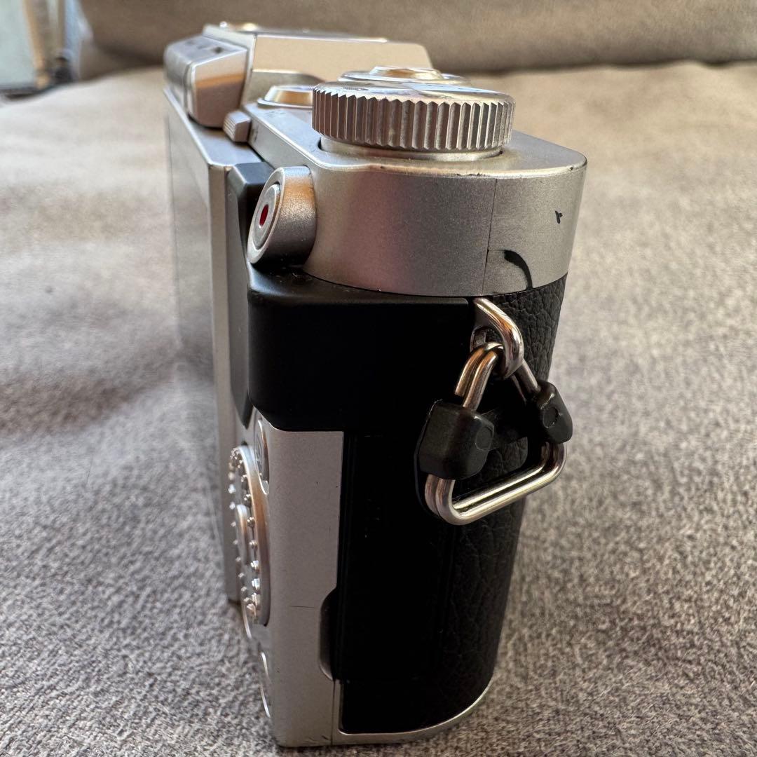 LUMIX DC-GF9 ダイヤル難あり