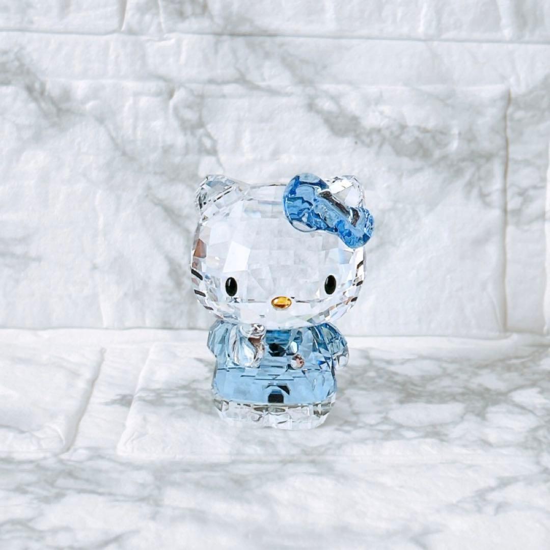 【美品】SWAROVSKI ハローキティ クリスタル　ブルーリボン