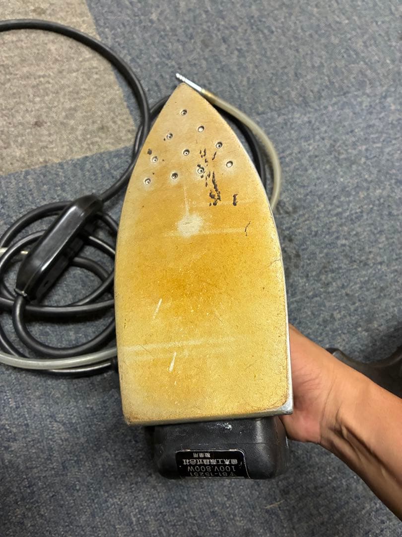 直本工業 ハイスチームアイロン 台セット　中古　業務用ナオモト 通電加熱OK