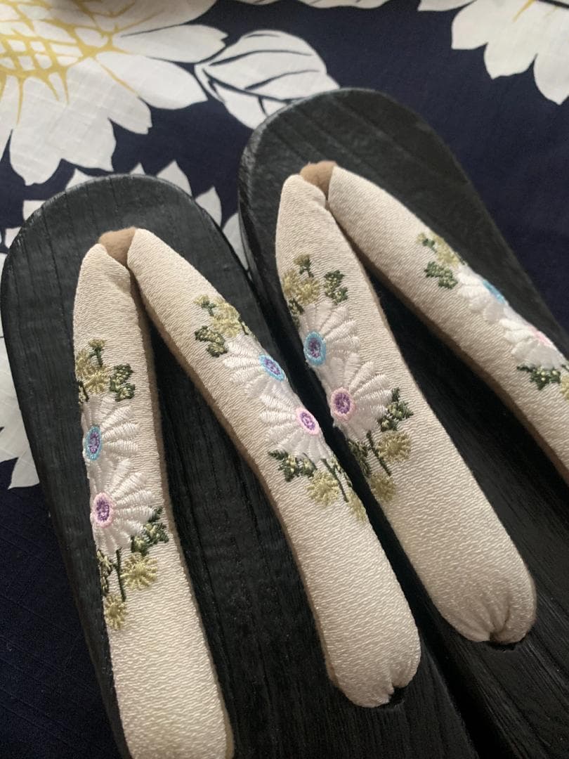 ◆大人ゆかた◆品ある向日葵（ひまわり）黒紺浴衣◆どなたでもお似合いになる