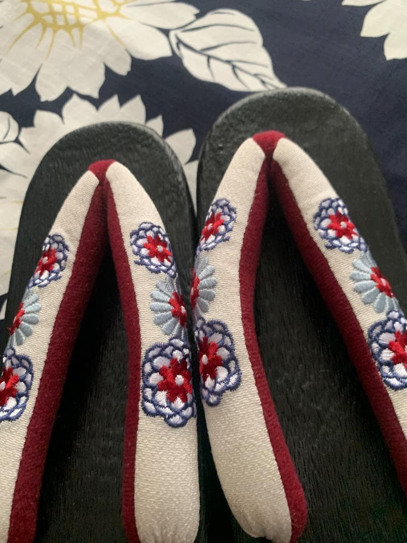 ◆大人ゆかた◆品ある向日葵（ひまわり）黒紺浴衣◆どなたでもお似合いになる