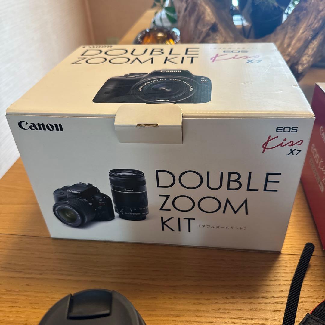 【超美品】Canon EOS Kiss X7 ダブルズームキット