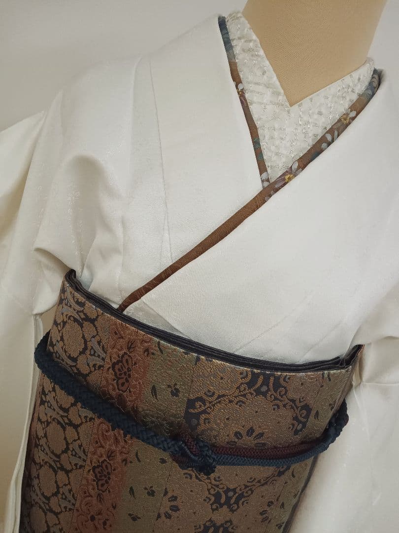 洗える色無地　花唐草地紋　ジャガード織　袷 Ｍサイズ