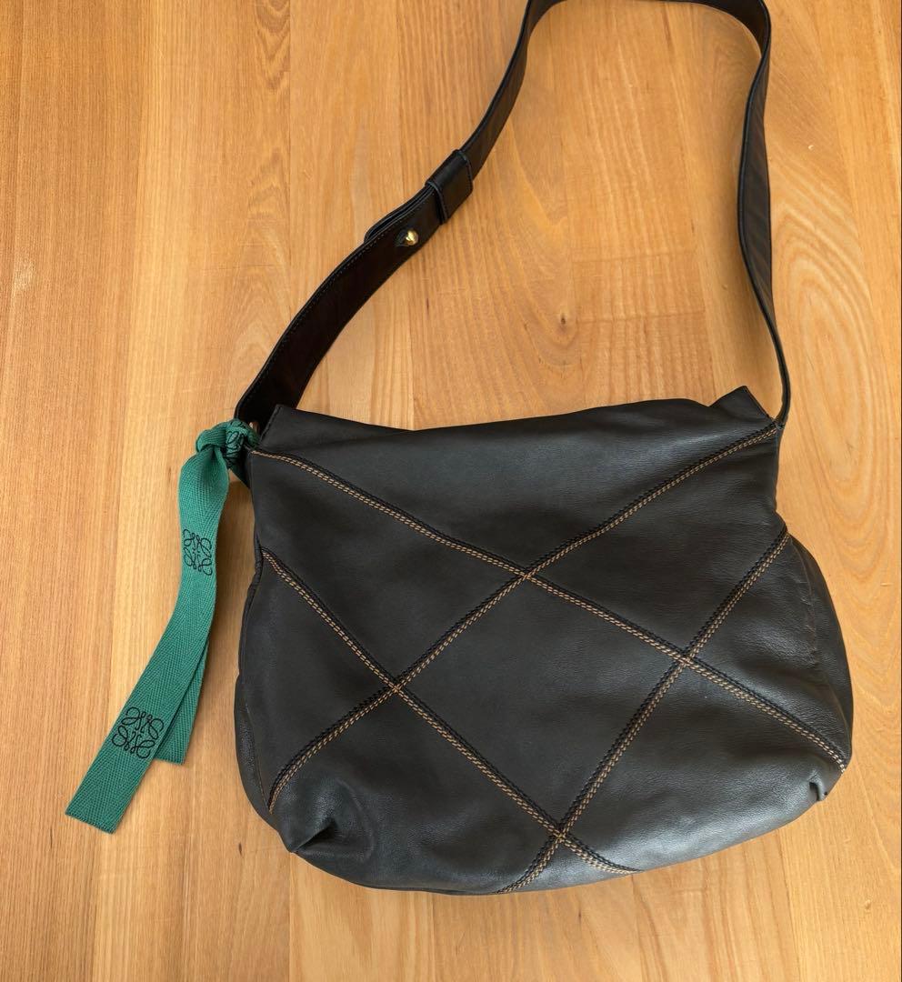 LOEWE クロスデザイン ステッチ ショルダーバッグ ハンドバッグ トート 黒