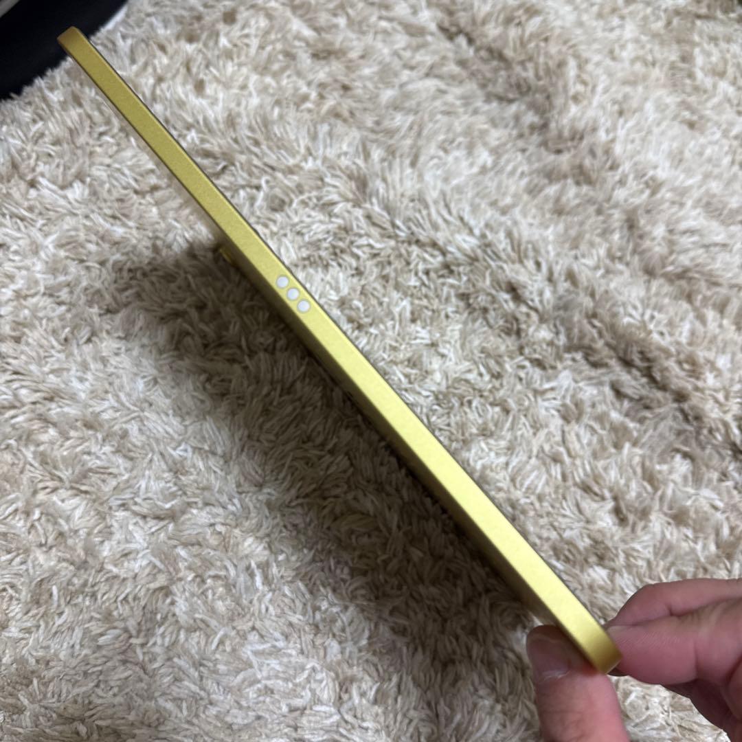 Apple iPad A2696 イエロー　64GB 10世代　訳アリ美品