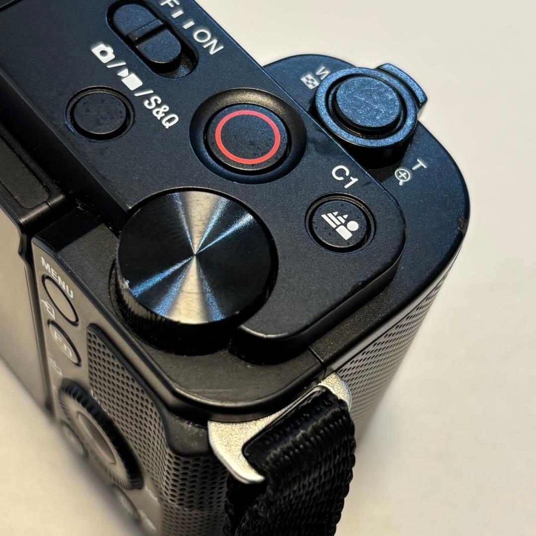 Sony vlogcam ZV-E10 ダブルズームレンズキット