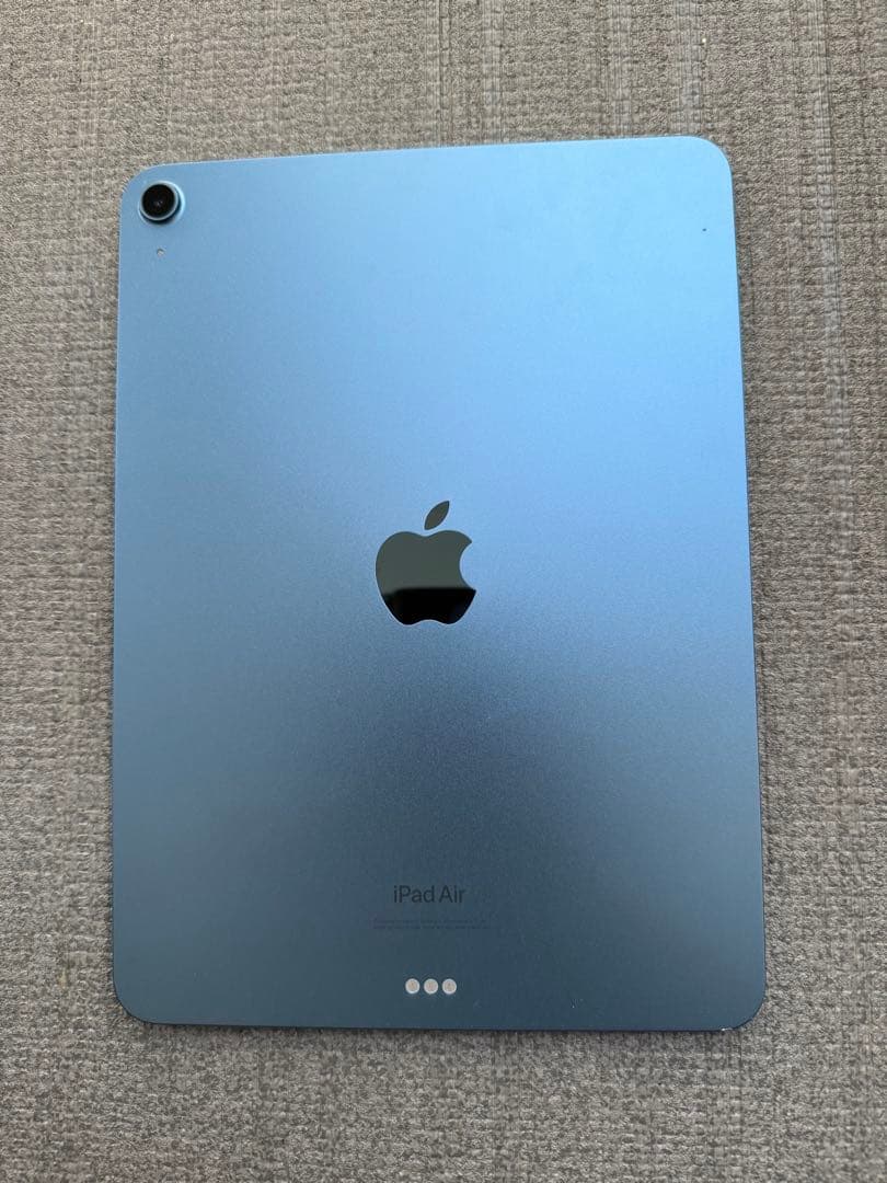 Apple iPad Air (第5世代)ブルー 本体