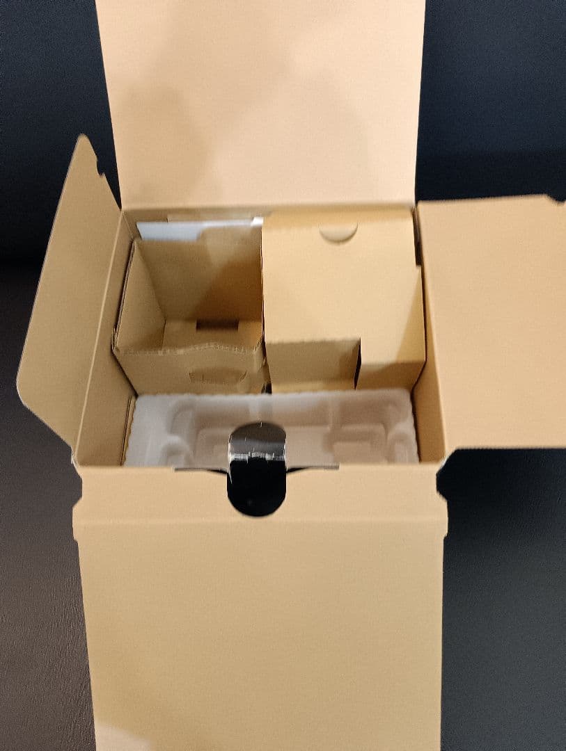 カメラ　Panasonic DMC-G8M + レンズ　Pana　H-H025