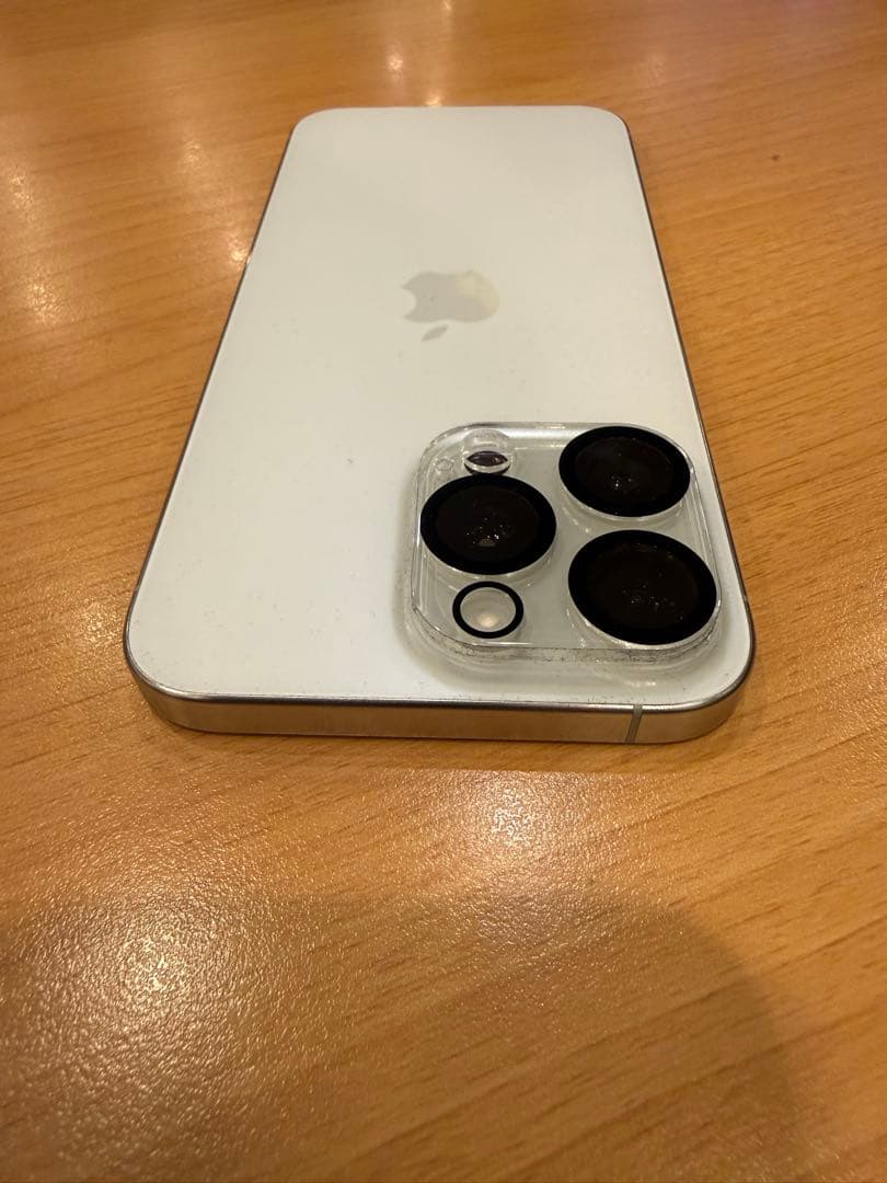 iPhone 15 Pro Max 256GB バッテリー100%