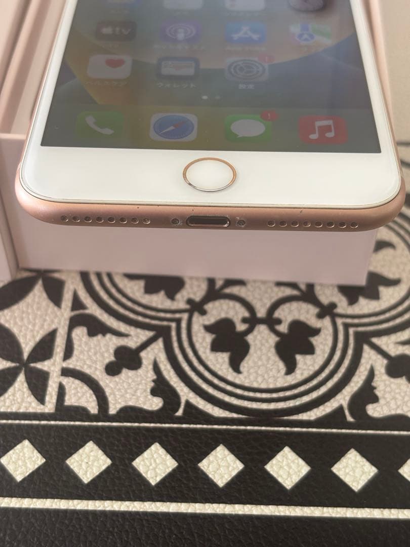 携帯電話本体 iPhone8Plus 256GB