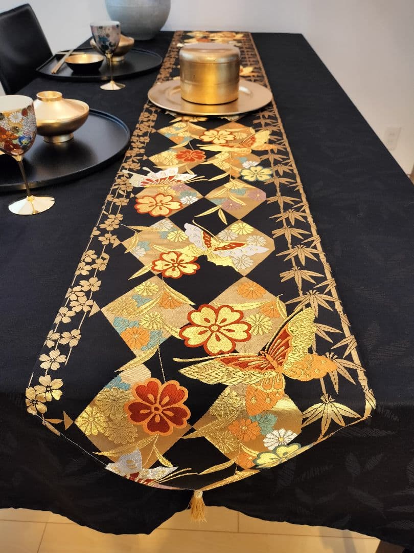 ルブの森★　A619★逸品‼️高級全通帯‼️ひな祭り‼️テーブルランナー