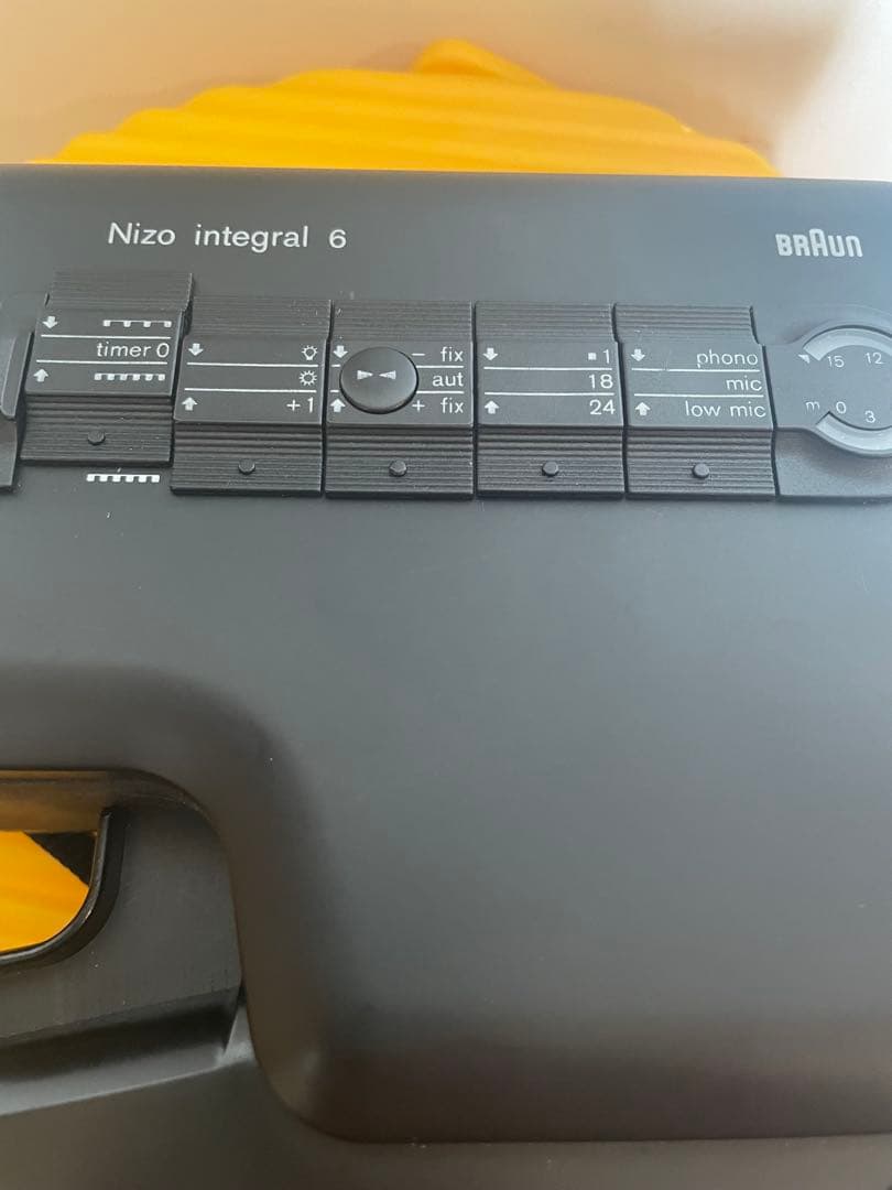 スーパー8 8ミリカメラ 西独製　Nizo integral 6 ワイコン付き