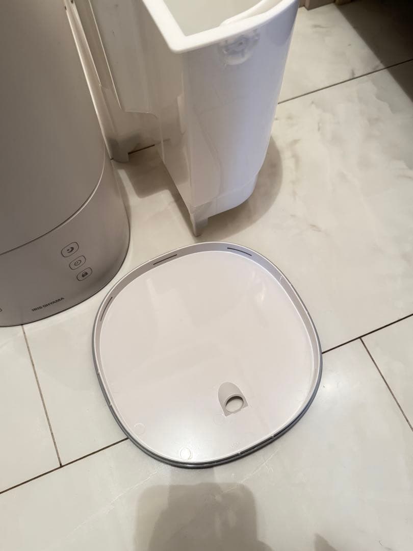 【美品】2025年製 アイリスオーヤマ 加湿器 AHM-HU55A-W ホワイト