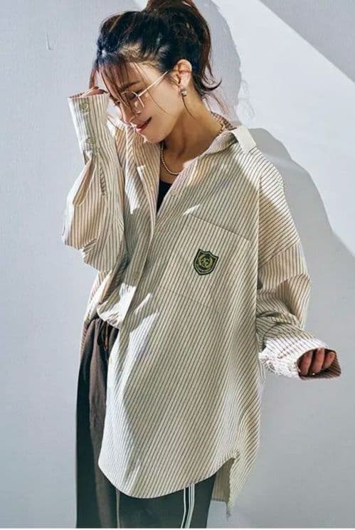 ANIECA タグ付き未使用ストライプエンブレムシャツベージュ オーバーサイズ