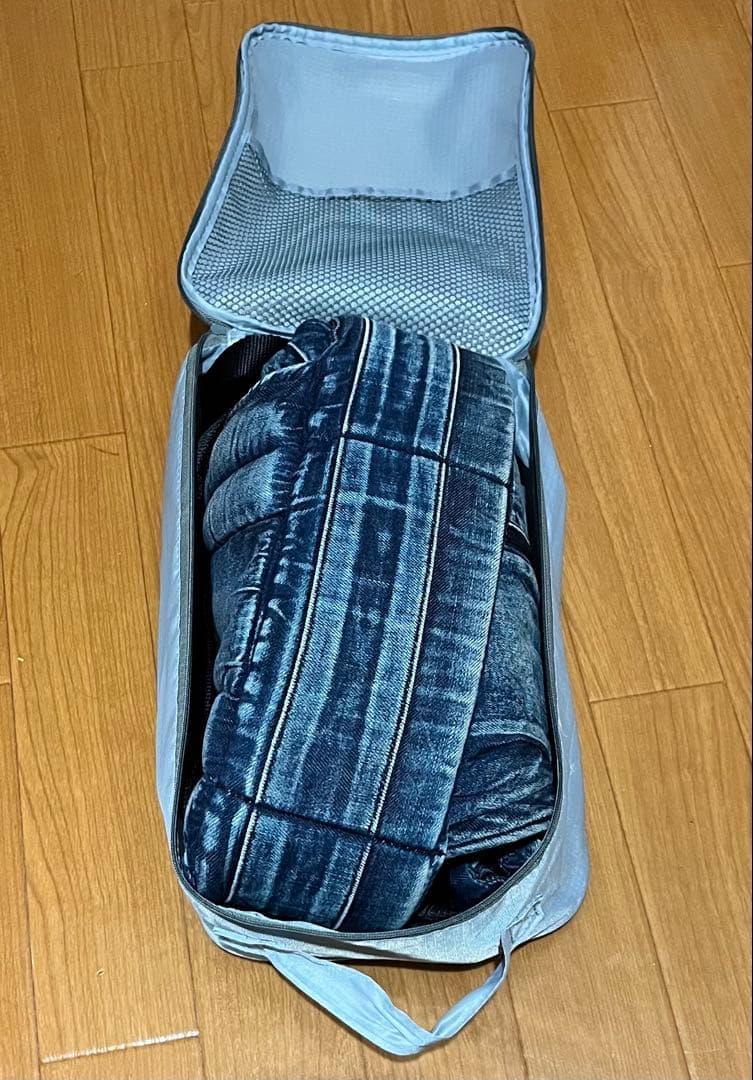 キューズベリー　NICO 抱っこ紐　デニム