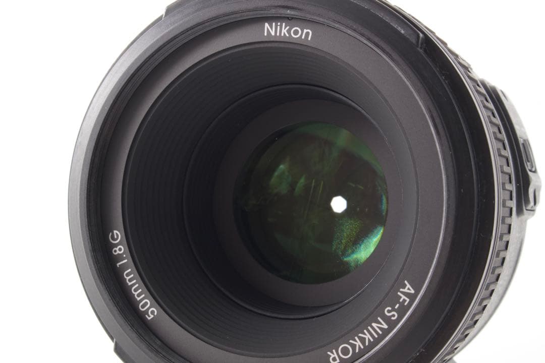 Nikon AF-S 50mm F1.8G 明るい単焦点レンズ　ポートレート