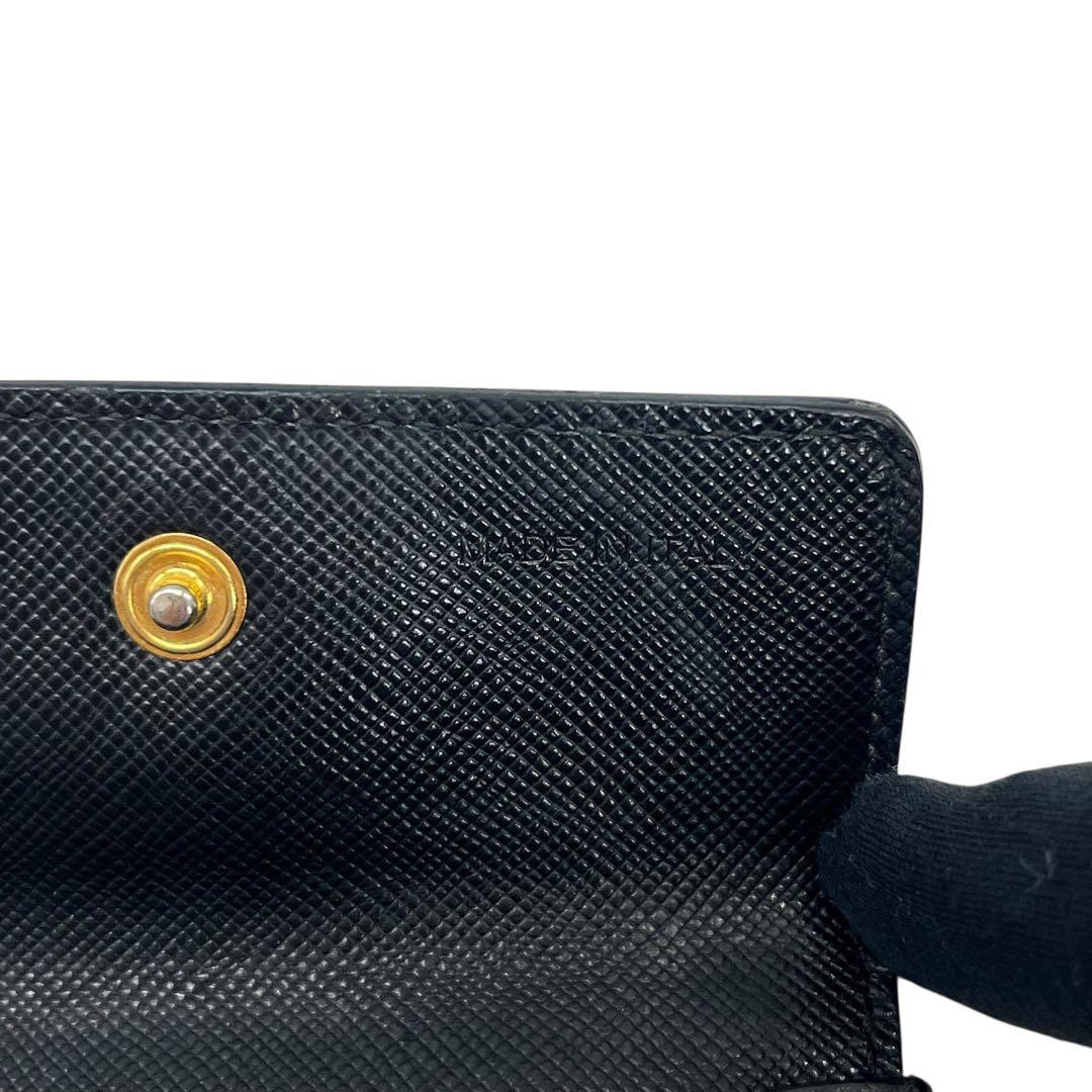 希少✨プラダ カードケース 名刺入れ サフィアーノレザー ロゴ金具 ブラック