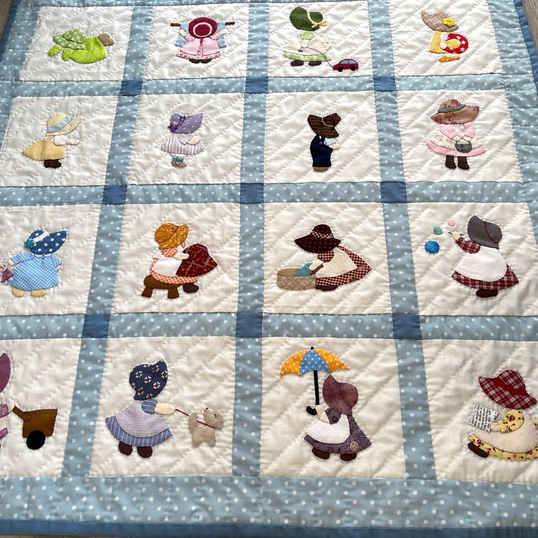 パッチワークタペストリー　スーちゃんビリー君のキルト