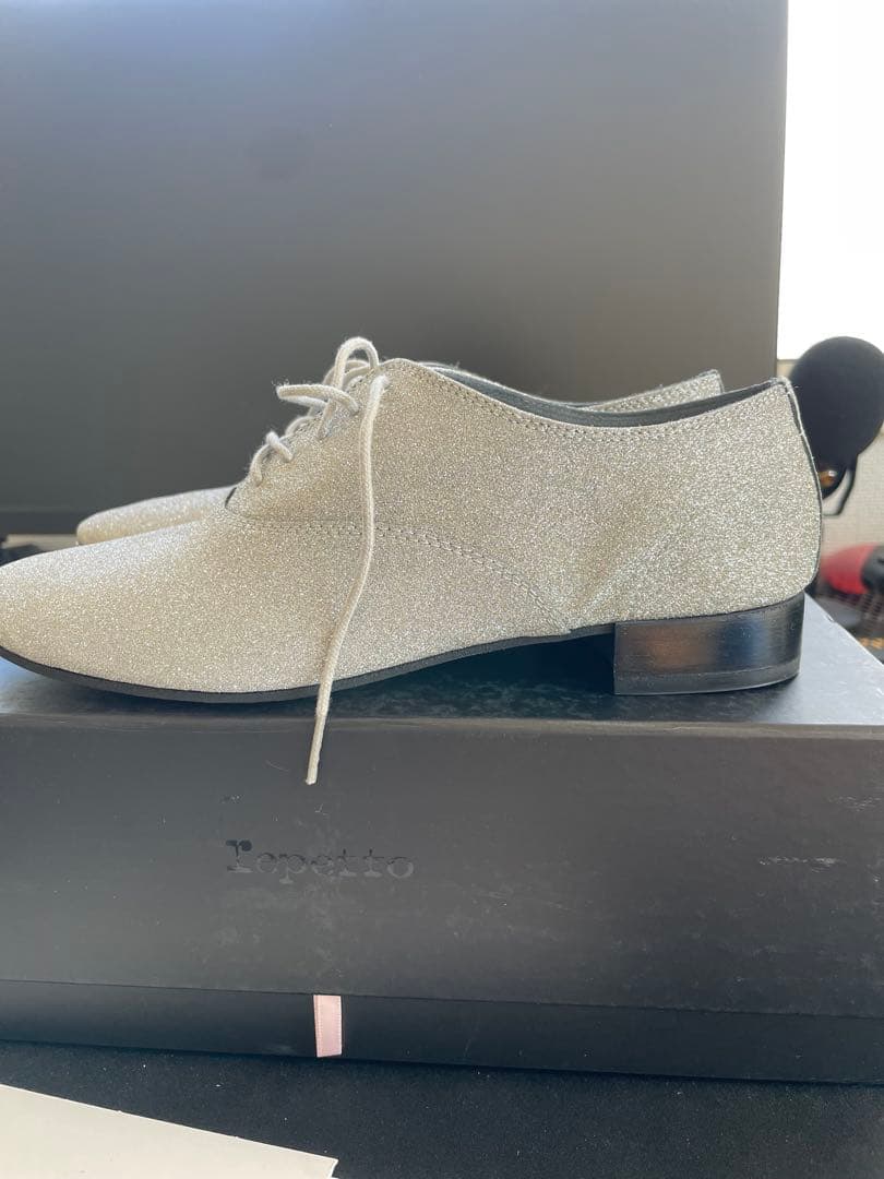 LEPETTO 未使用 シルバーラメ シューズ 靴　25.5cm 大きいサイズ
