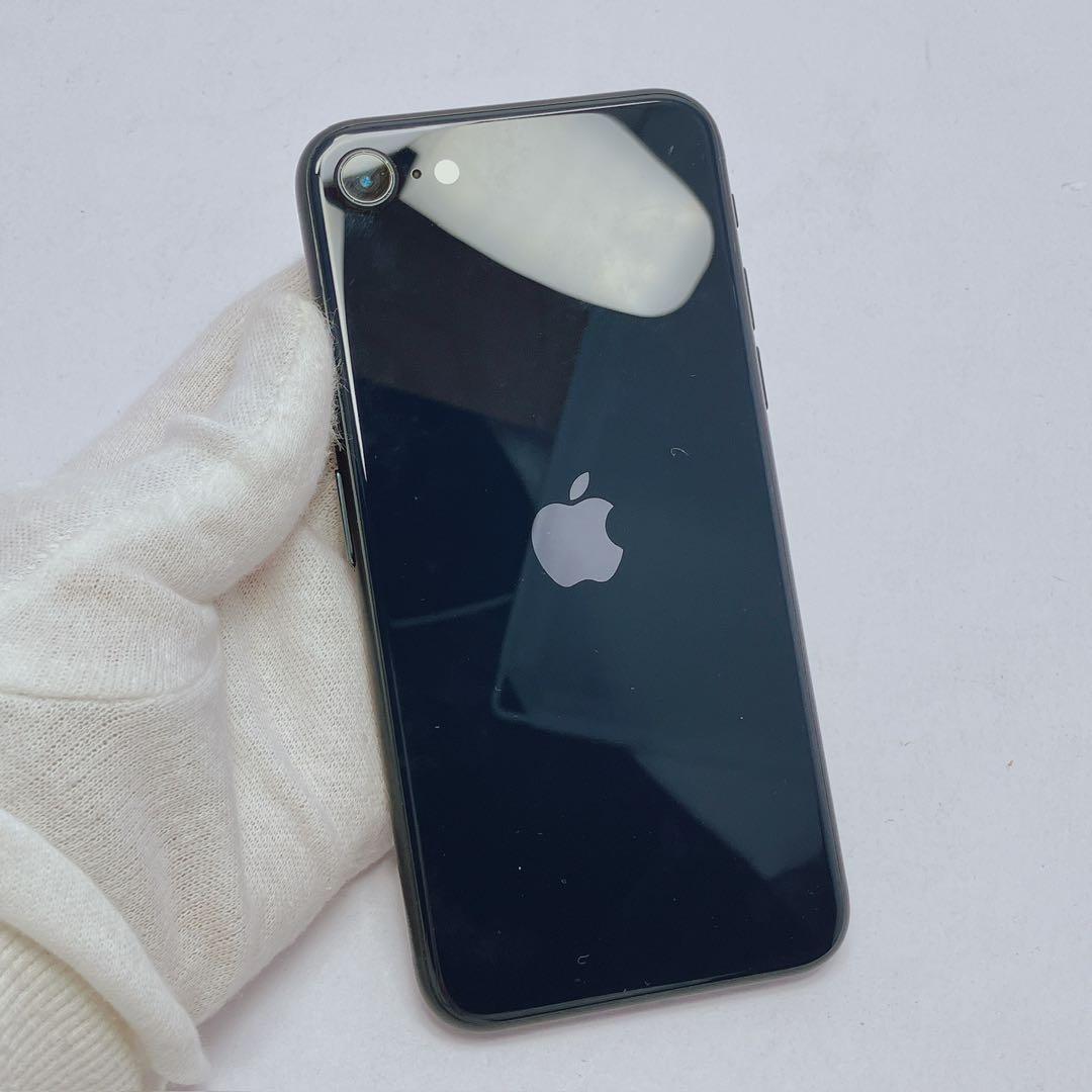3443○ Apple iPhoneSE3 ブラック 64GB