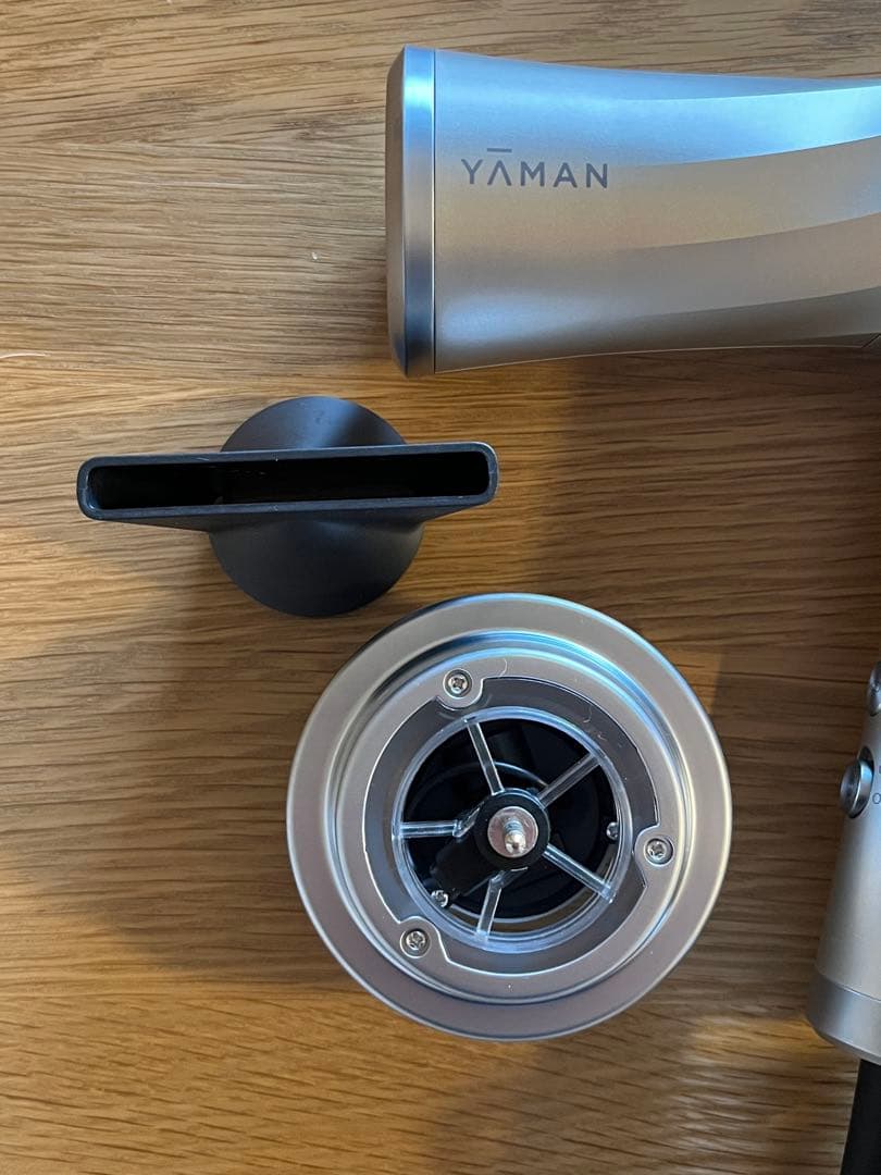 YA-MAN ヘアドライヤー マッサージ機能付き（未使用に近い）