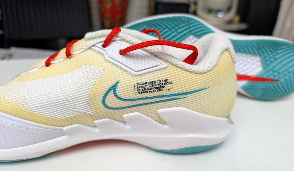 NIKE ナイキコート エア ズーム ヴェイパー プロ HC 新品