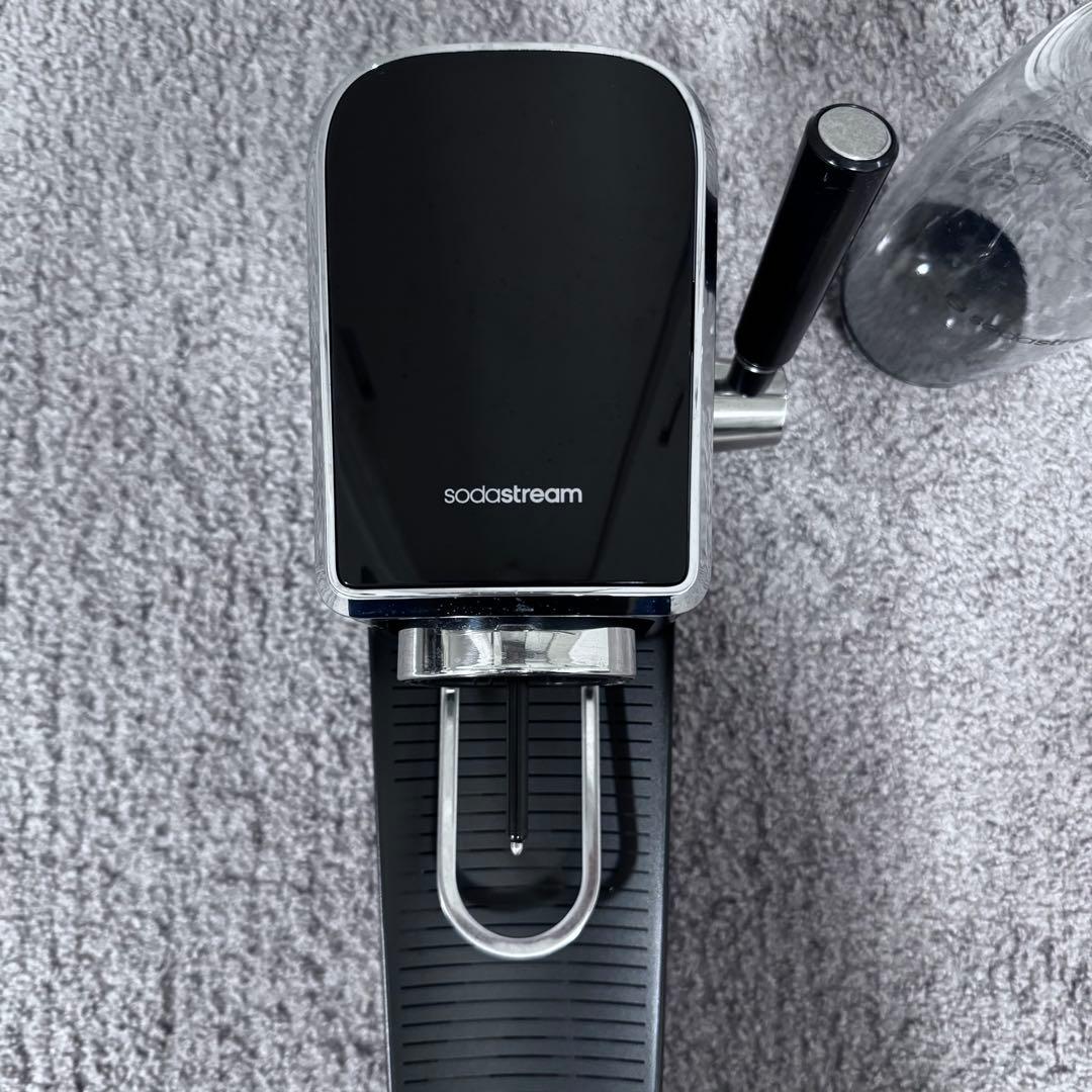 SodaStream Art ブラック 炭酸水メーカー ボトル付き　ガス付き