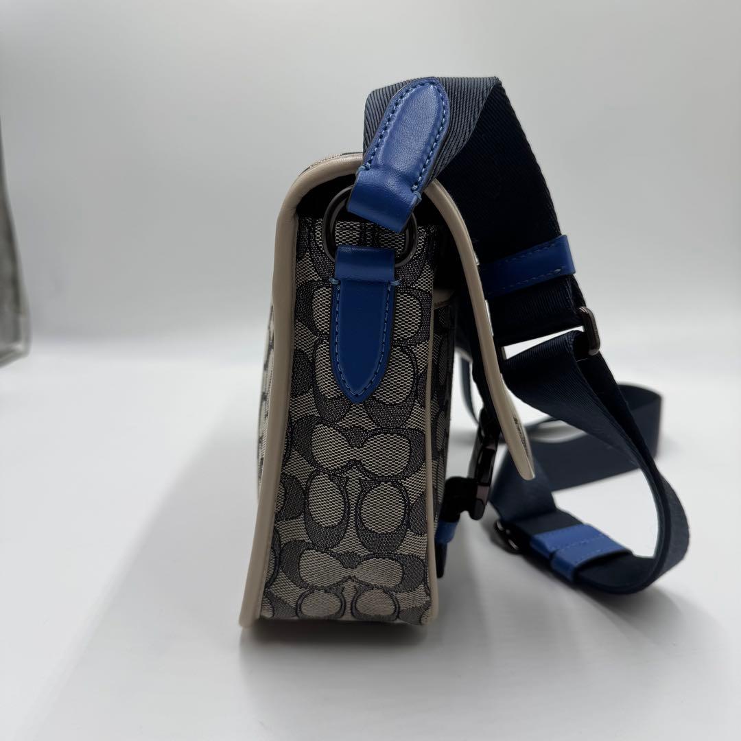 未使用級✨ コーチ リーグ メッセンジャーバッグ シグネチャー ジャガード 白