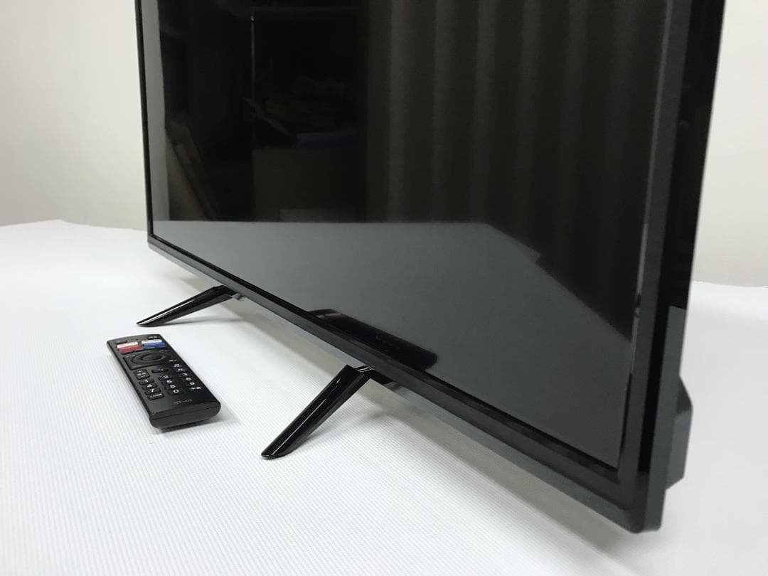 SHION 32型 チューナーレススマートテレビ HTW-32M 2022年製