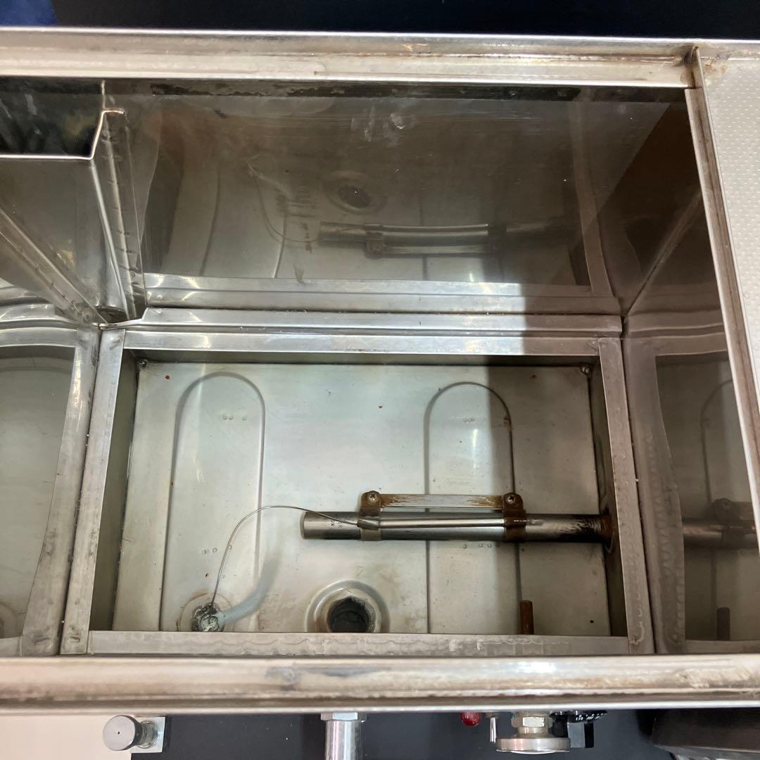 安全電器工業 『理容タオルスチーマー ECO２（架台付き）