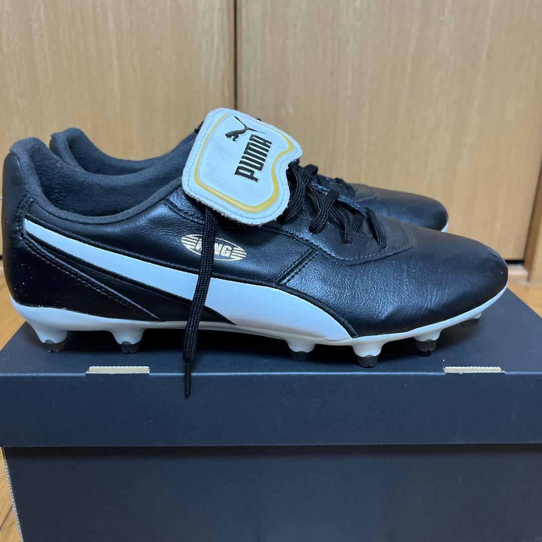 PUMA KING スパイクシューズ ブラック/ホワイト