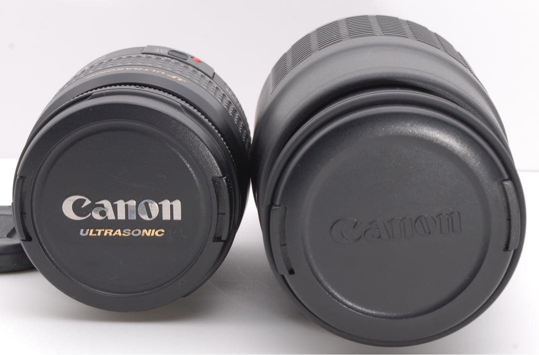 ⭐️お値下げしましたCanon EOS Kiss X7i ダブルレンズ⭐️おまけ多数