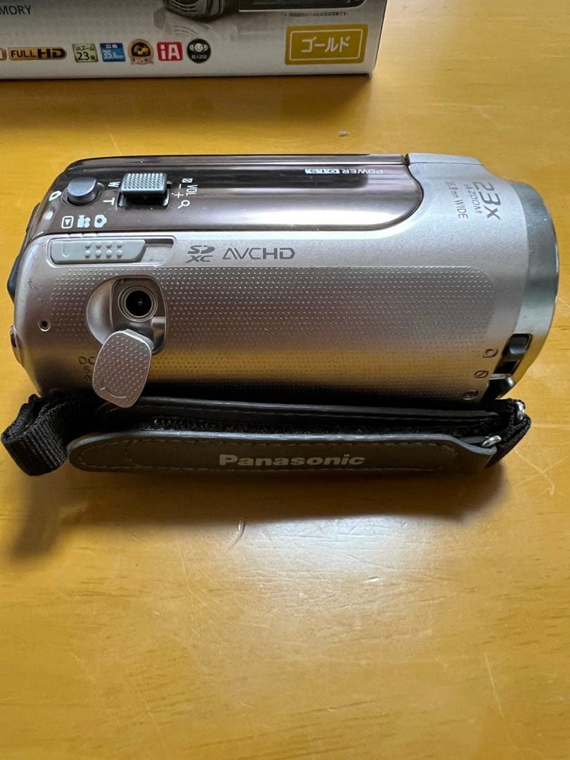 Panasonic HDC-TM35 32GB ビデオカメラ