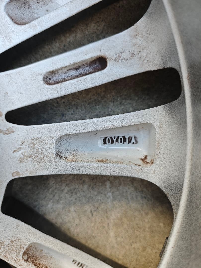 トヨタ ヴォクシー90 純正16インチ タイヤホイール4本セット