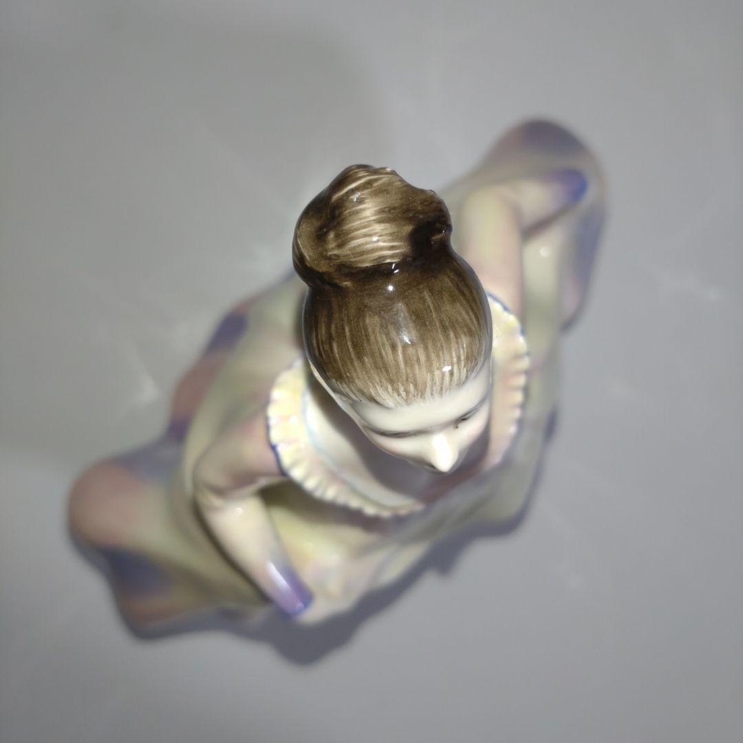 ロイヤルドルトン リサ 人形   LISA 1968