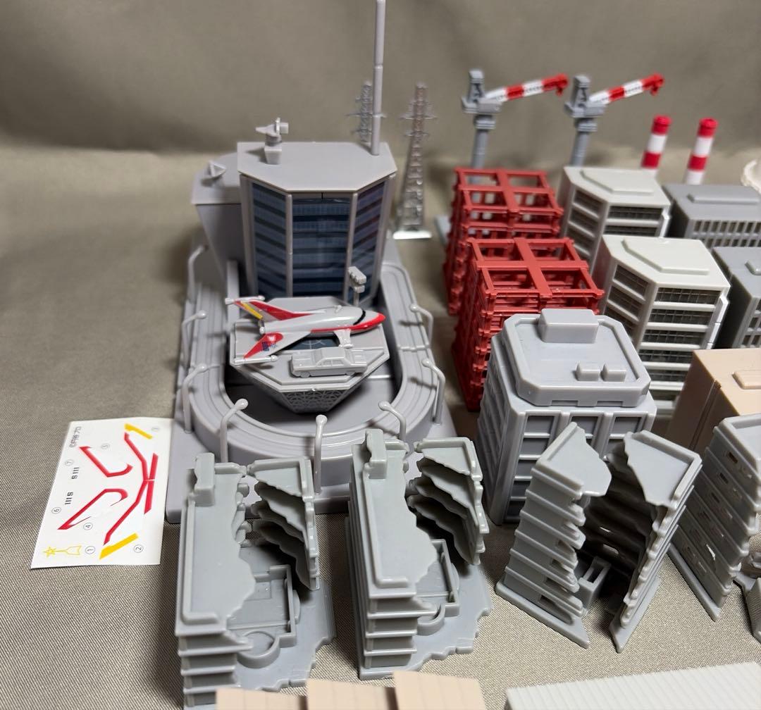 ジオラマセット　科学特捜隊基地、アルティメットストラクチャー