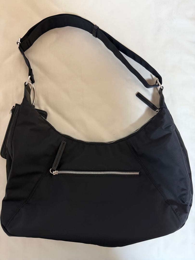 ロゼミューズ　cross body bag with fragment case